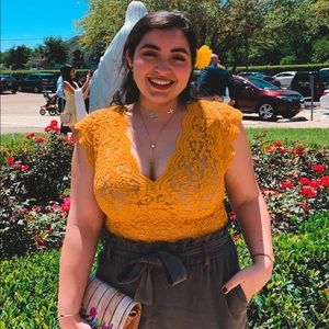 Meet your Posher, Perla